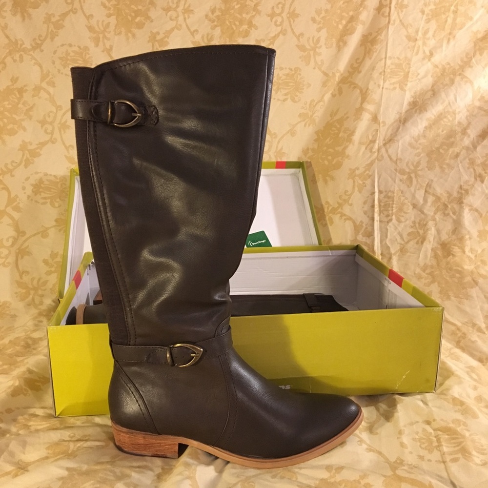 BareTraps Tommy Tall Shaft Boot New in Box